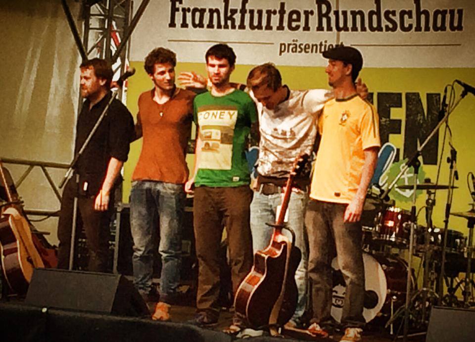 Sebastian Niklaus und Band beim Osthafenfestival in Frankfurt - Frankfurter Rundschau Bühne