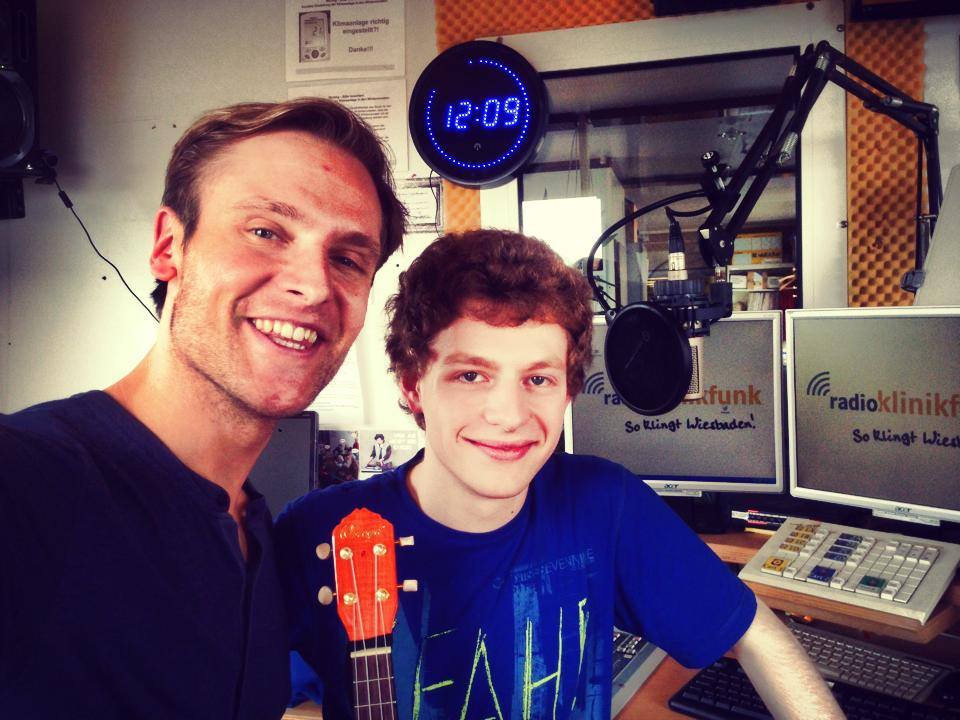 Mit Moritz Biba im Radio Klinikfunk Studio